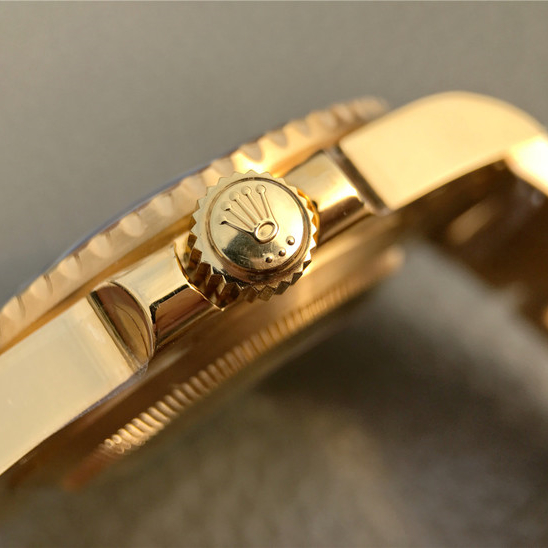 Rolex Submariner Date Black Dial Yellow Gold 41mm