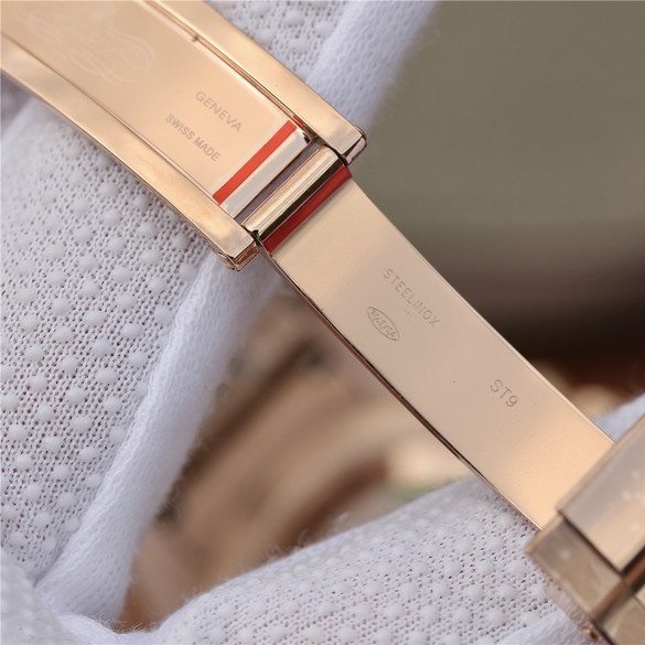 Rolex GMT-Master II Root Beer Rose Gold 40mm