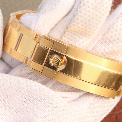 Rolex Submariner Date Black Dial Yellow Gold 41mm