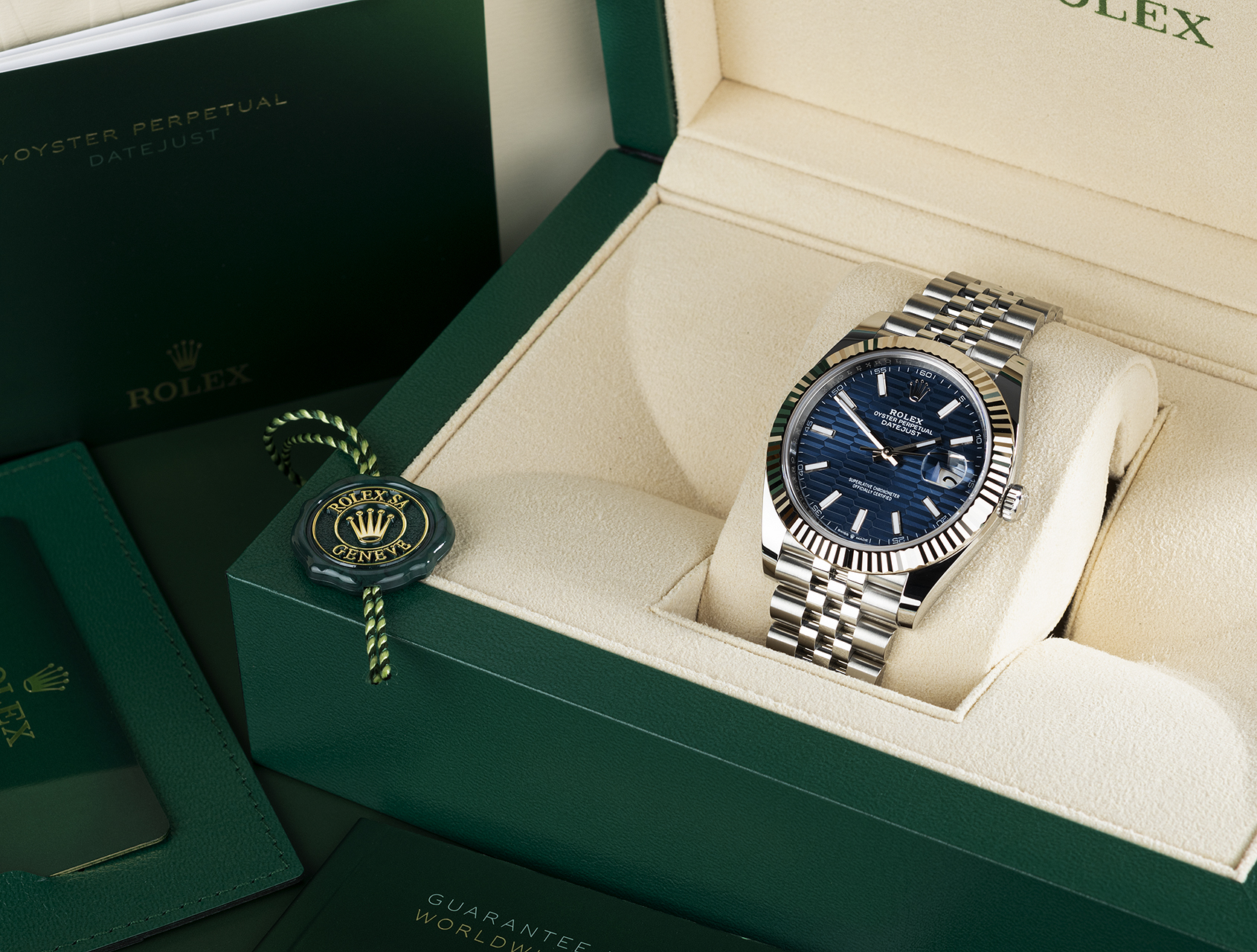 Rolex Datejust Fluted Motif   126334 - New Model