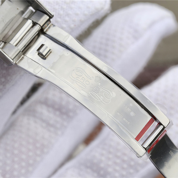 Rolex GMT-Master II 40mm