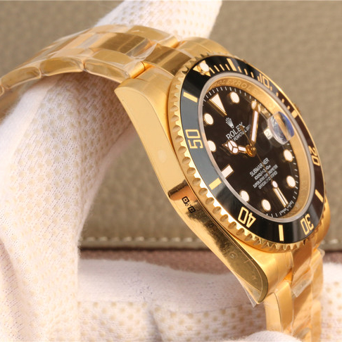 Rolex Submariner Date Black Dial Yellow Gold 41mm