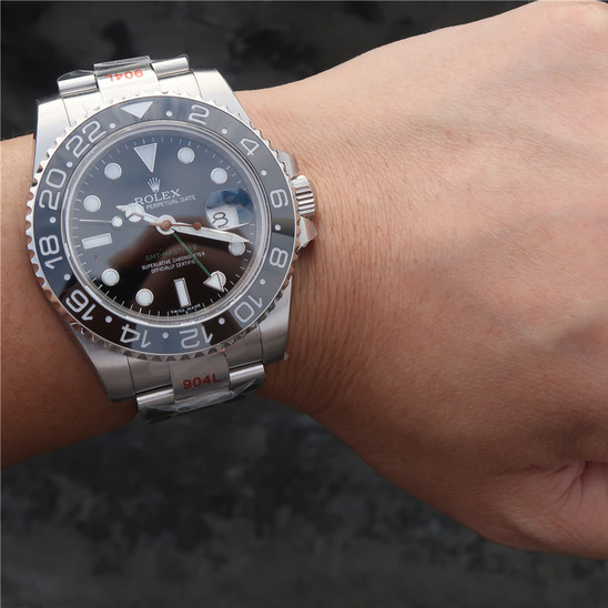 Rolex GMT-Master II 40mm