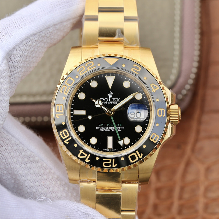 Rolex GMT-Master II Gold 40mm