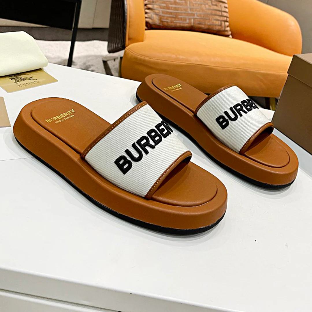 Fashion classic versatile plaid slippers 1024042207