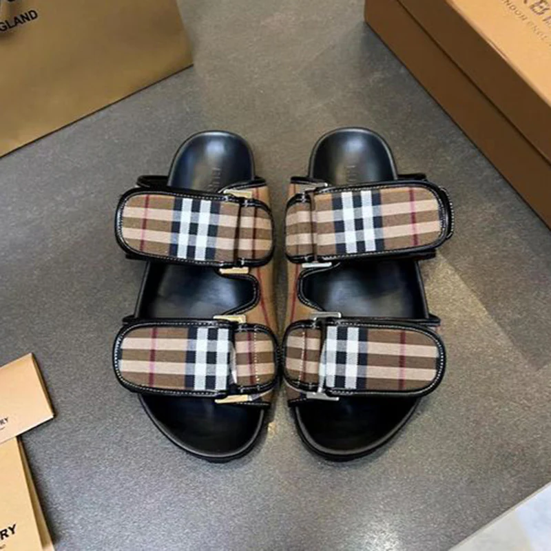 Fashion and versatile casual couple's Velcro sandals 1024050802