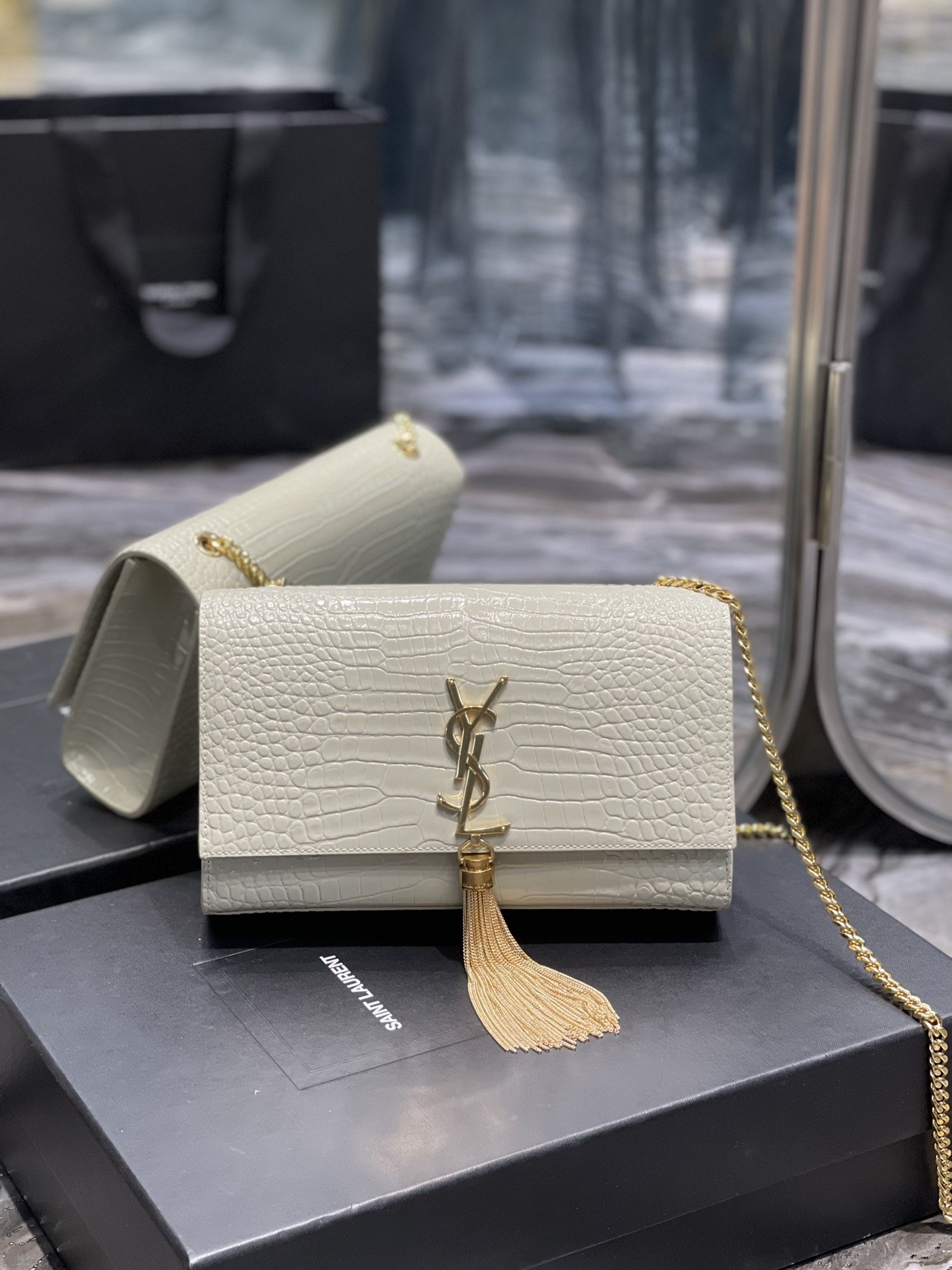 Saint Laurent Kata Medium Chain Bag White Vintage With Tassel For Women 0425020821