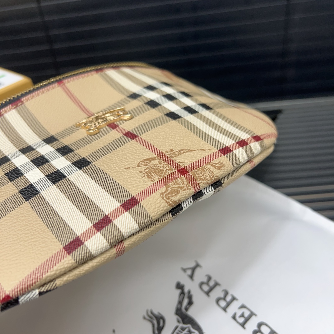 25 BBR Classic Logo Crossbody Bag Chest Bag Unisex 0425040706