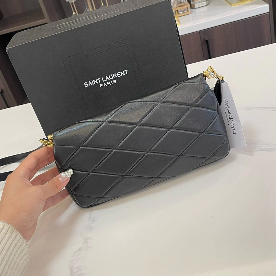 High quality fashionable and versatile armpit bag 1024021805