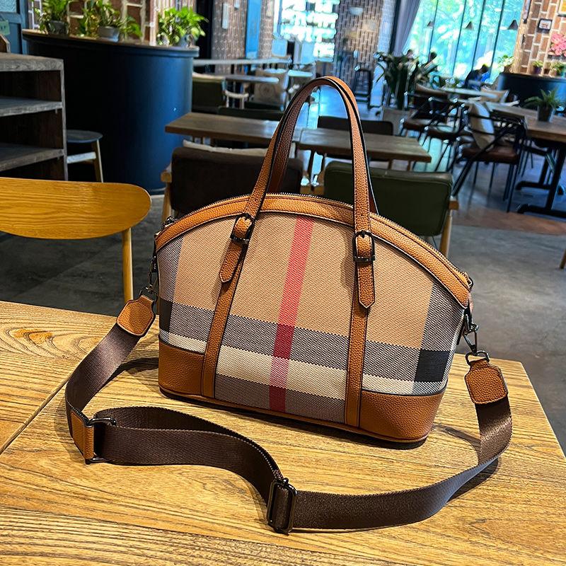 New Fashion Versatile Leather Plaid Shell Bag 1024042916