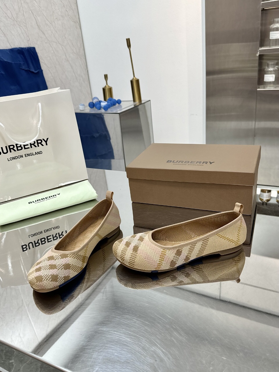 Luxury fashion classic versatile sandals 1024061820