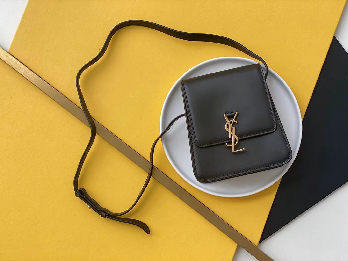 Saint Laurent Kaia North/South Satchel Bag In Vegetable Tanned Black Material With Gold Hardware For Women 0425020820