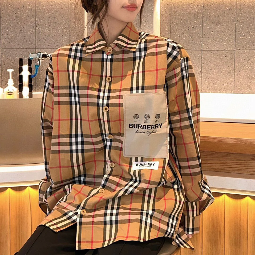 New fashionable versatile plaid shirt 1024012209