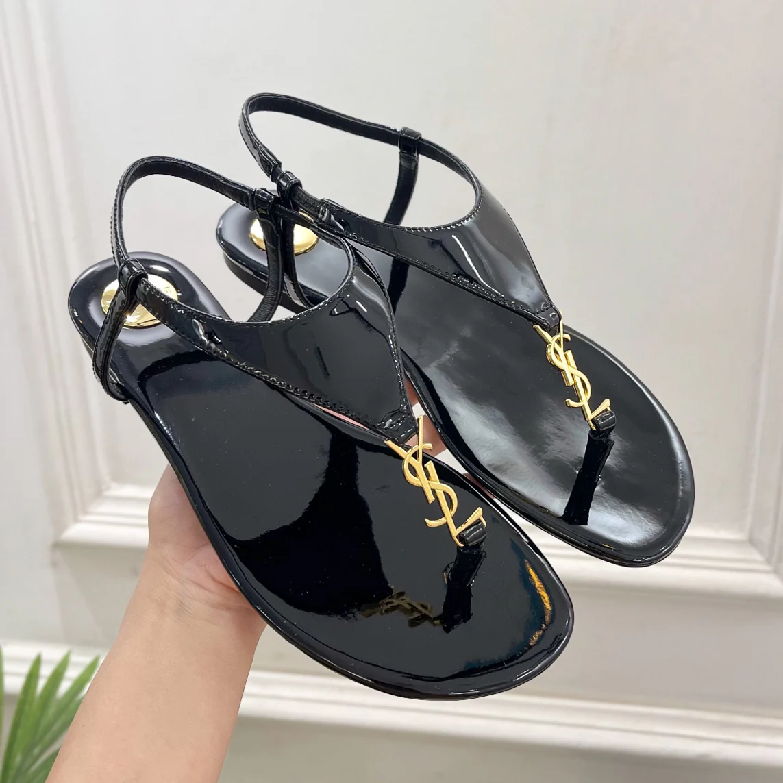 Early spring new YSL clip on sandals 1025032418