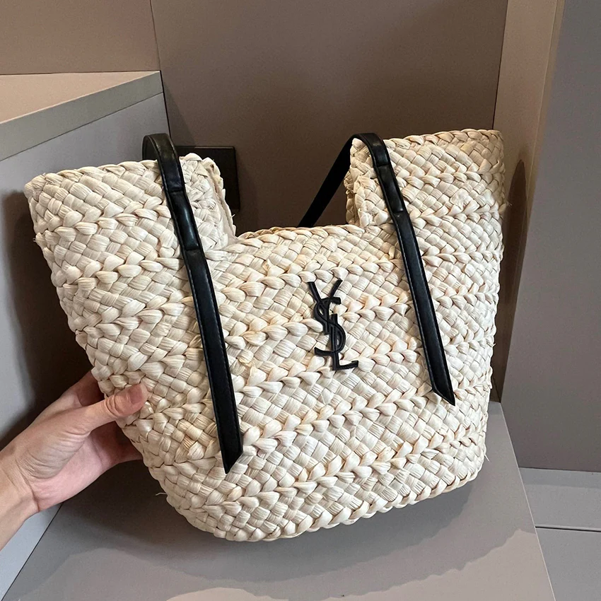 Fashionable and versatile large capacity straw woven shopping bag 1024061717