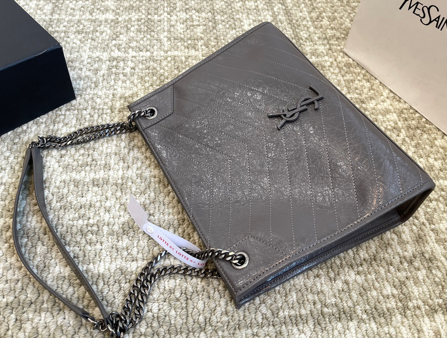 Versatile fashion tote bag 18241105