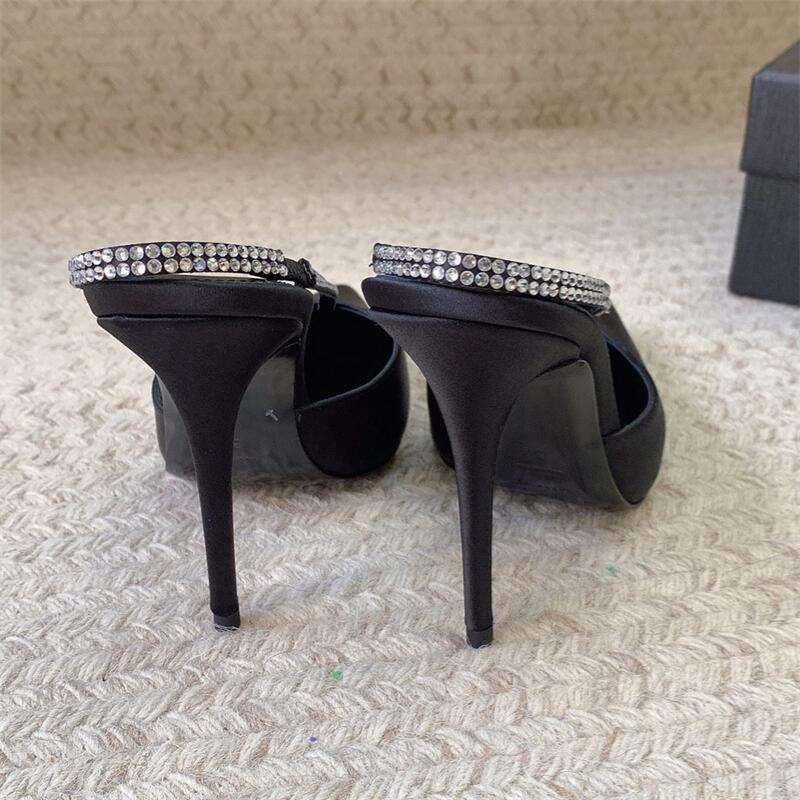 Hacker Pointed Toe Slingback 0425020503