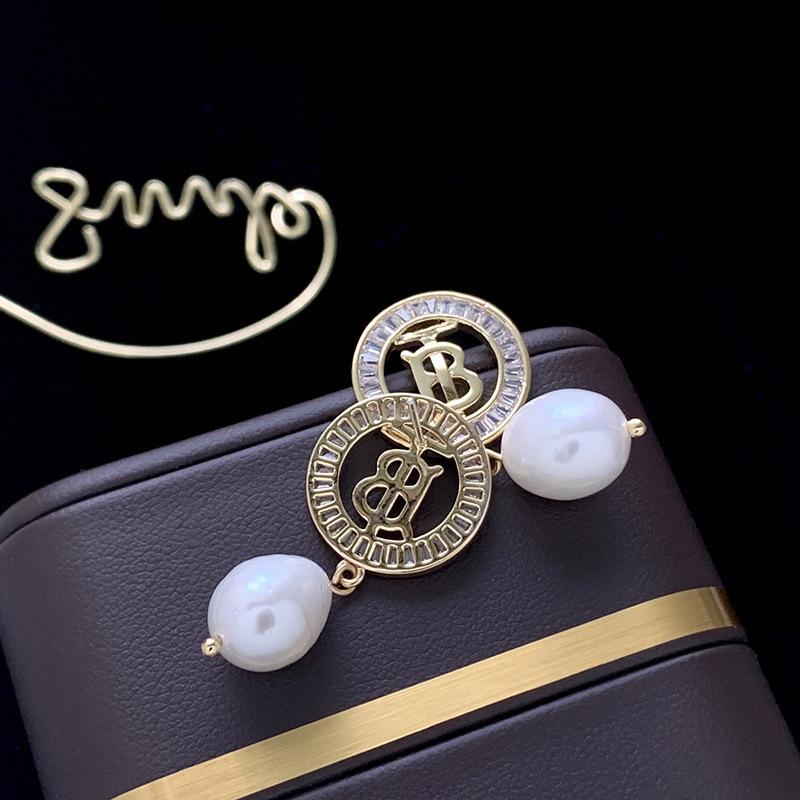 Elegant retro personalized fashionable earrings 1024010318