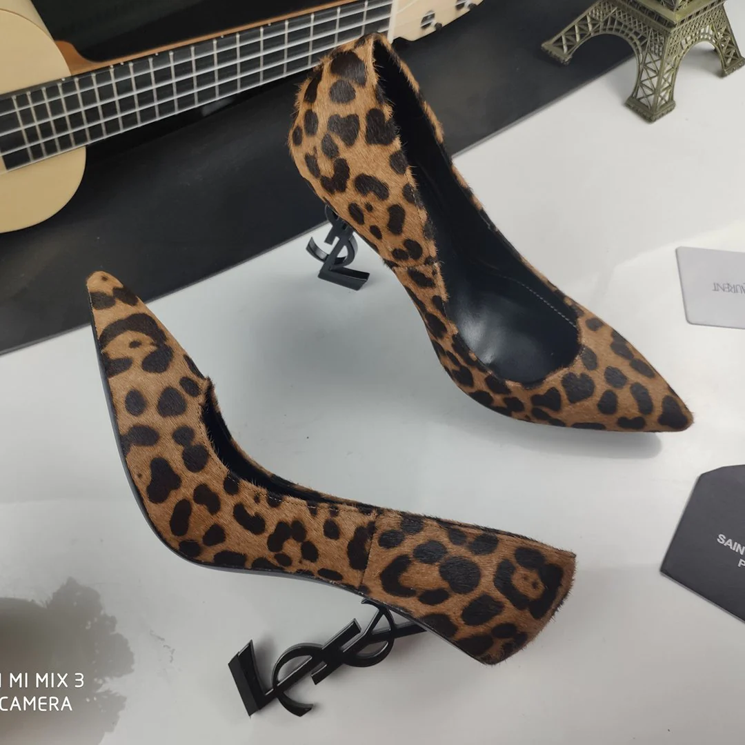 New Fashion Versatile High Heels 1024011512