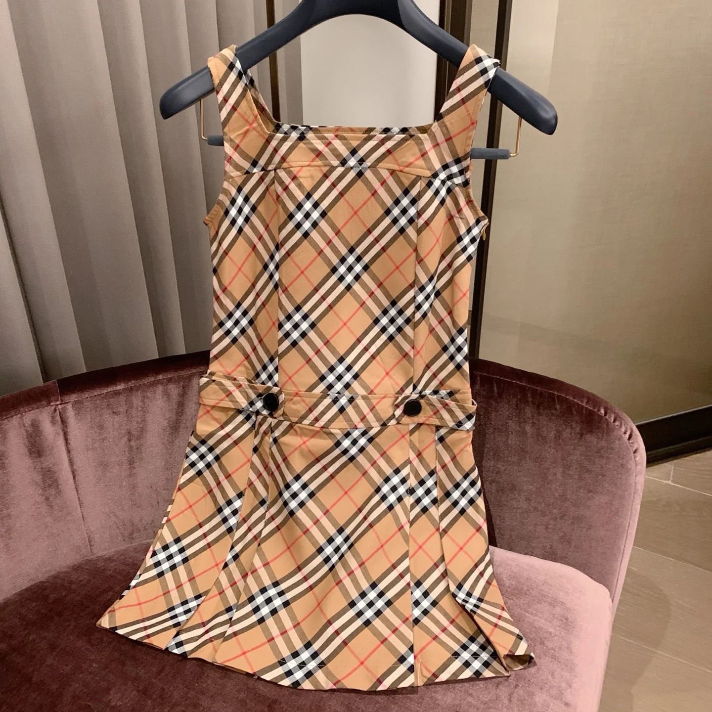 New Fashion Sleeveless Dress 1025062312