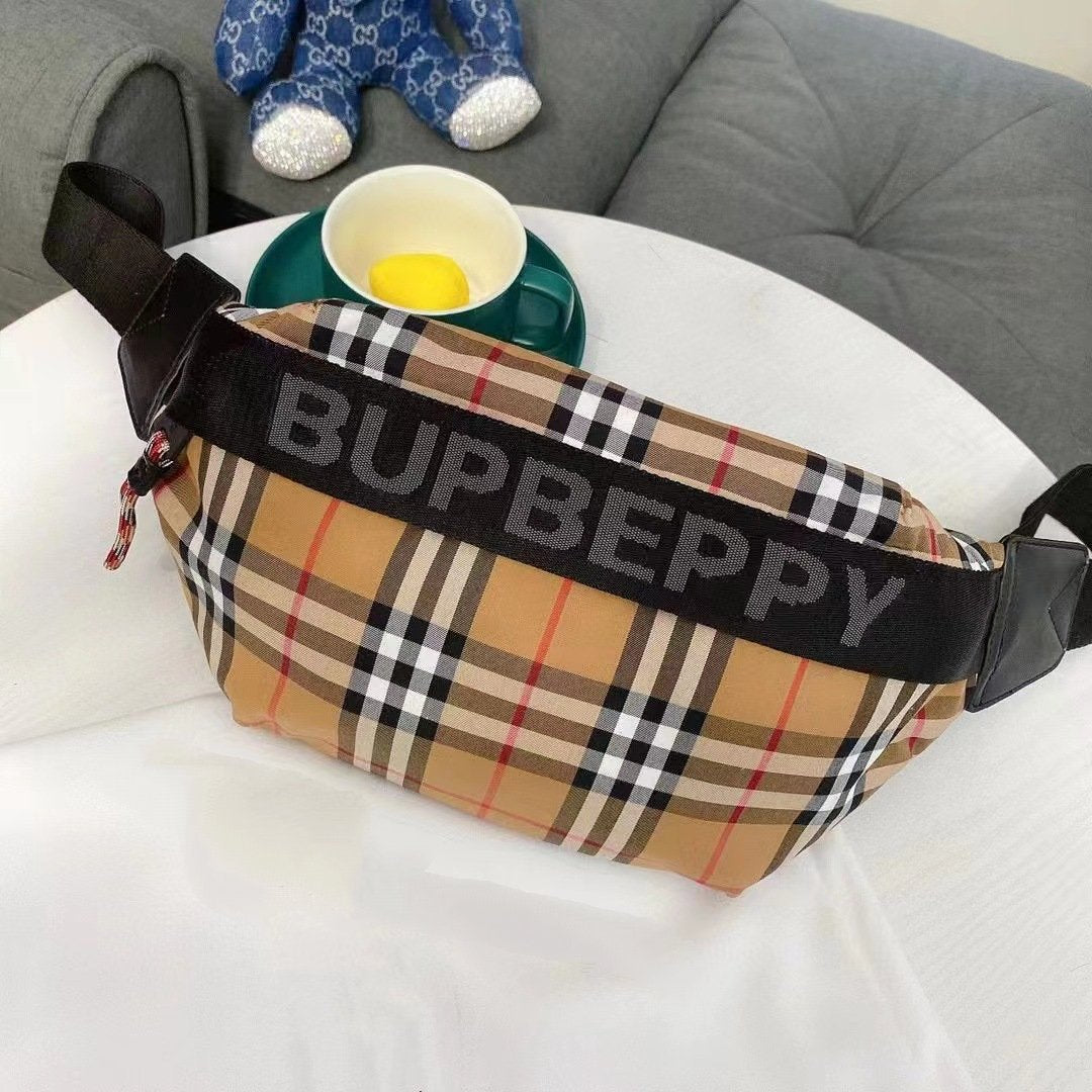 New Fashion And Versatile Classic Waist Bag 1023121803