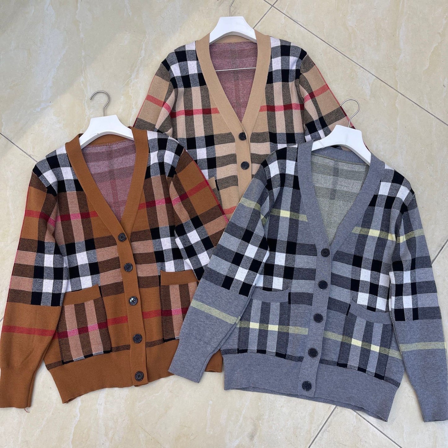 Classic BB Striped V-Neck Cardigan 0625111407