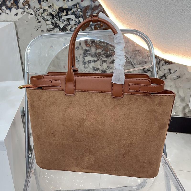 Fashionable and versatile tote bag 1023121325