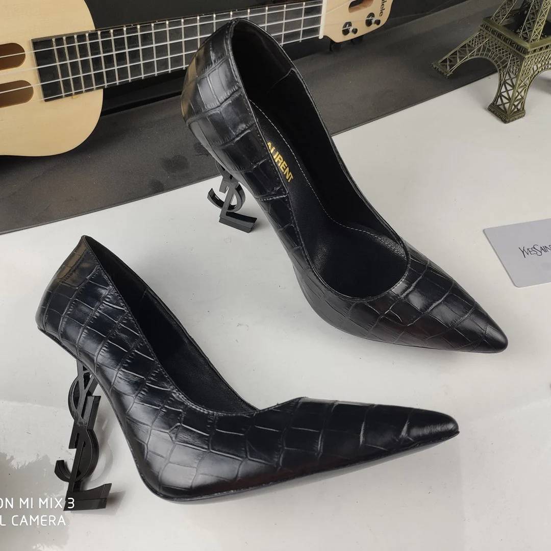 New Fashion Versatile High Heels 1024011513