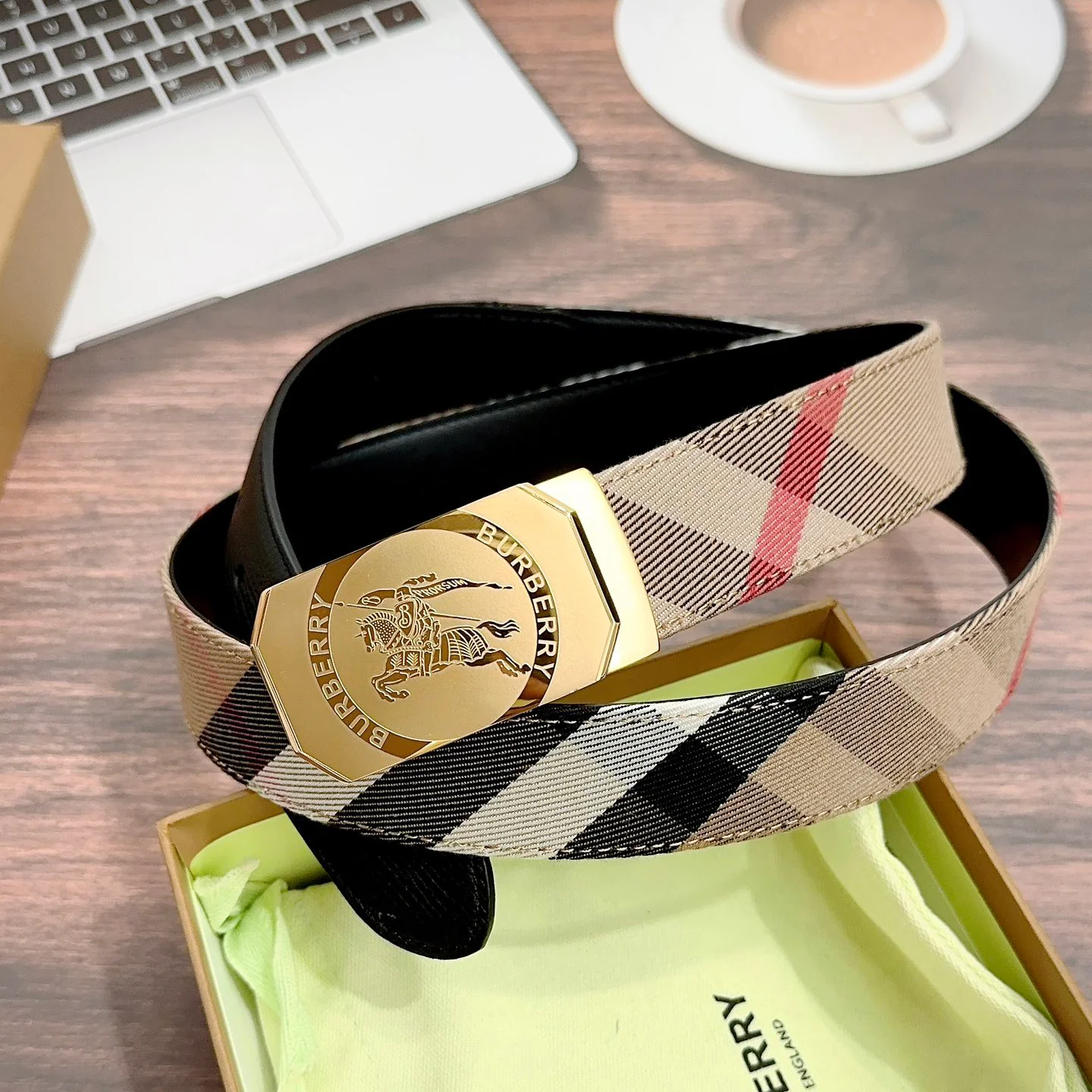 New fashionable 3.5cm width belt 1025051221