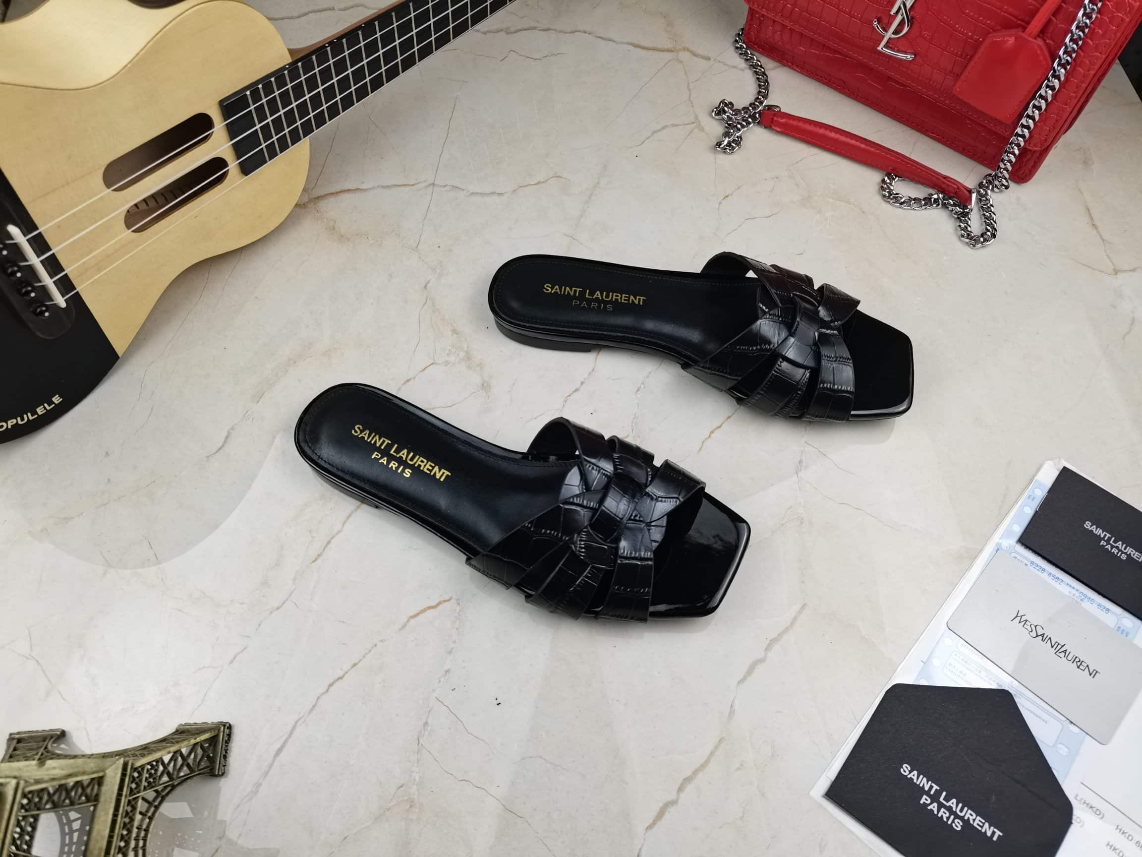 Saint Laurent Womens Tribute Flat Mules Black For Women 0425020836