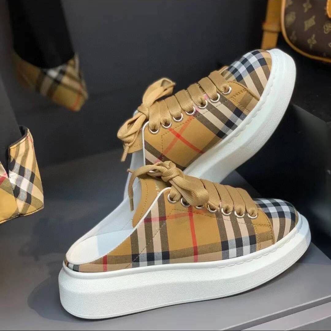 Latest plaid thick-soled sneakers slippers PD042025051913