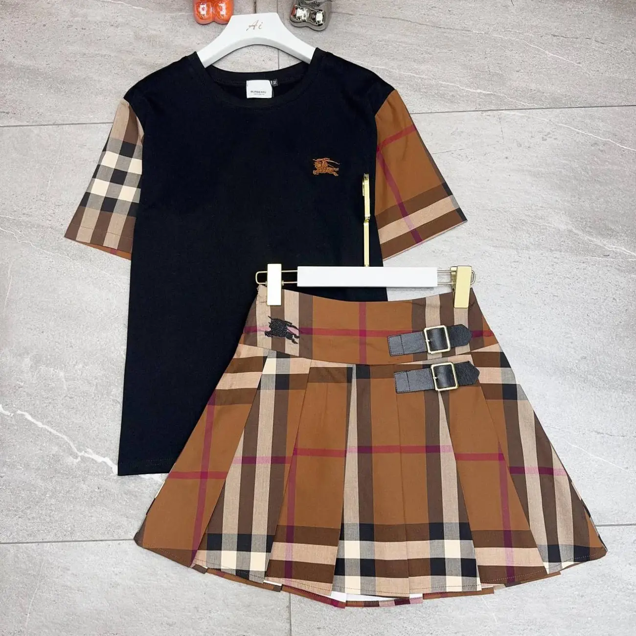 New Classic Plaid Short Sleeve Pleated Skirt Set 1025031422