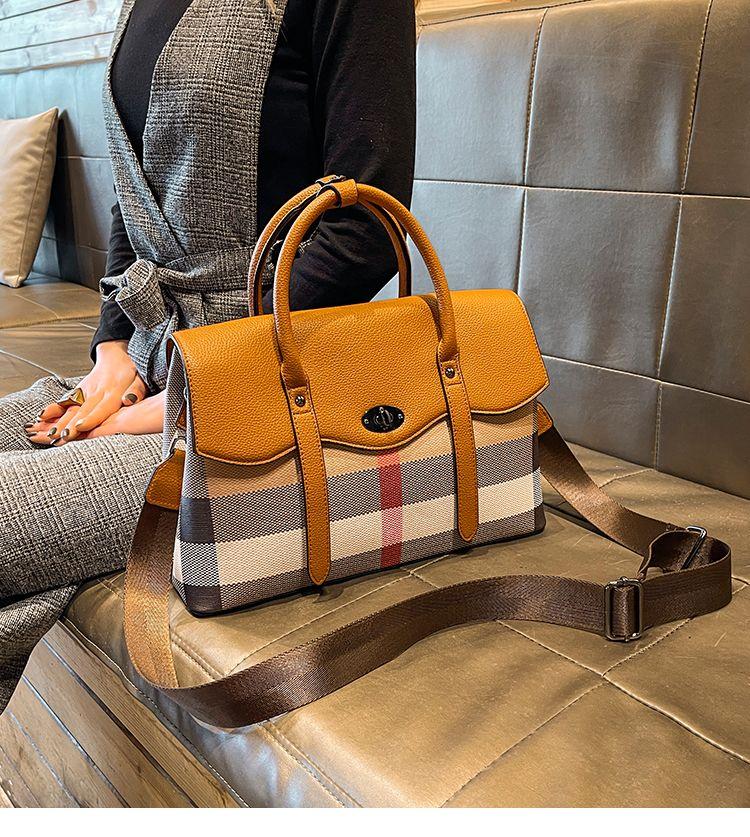 New Fashion Large Capacity Plaid Tote Bag 1024042914