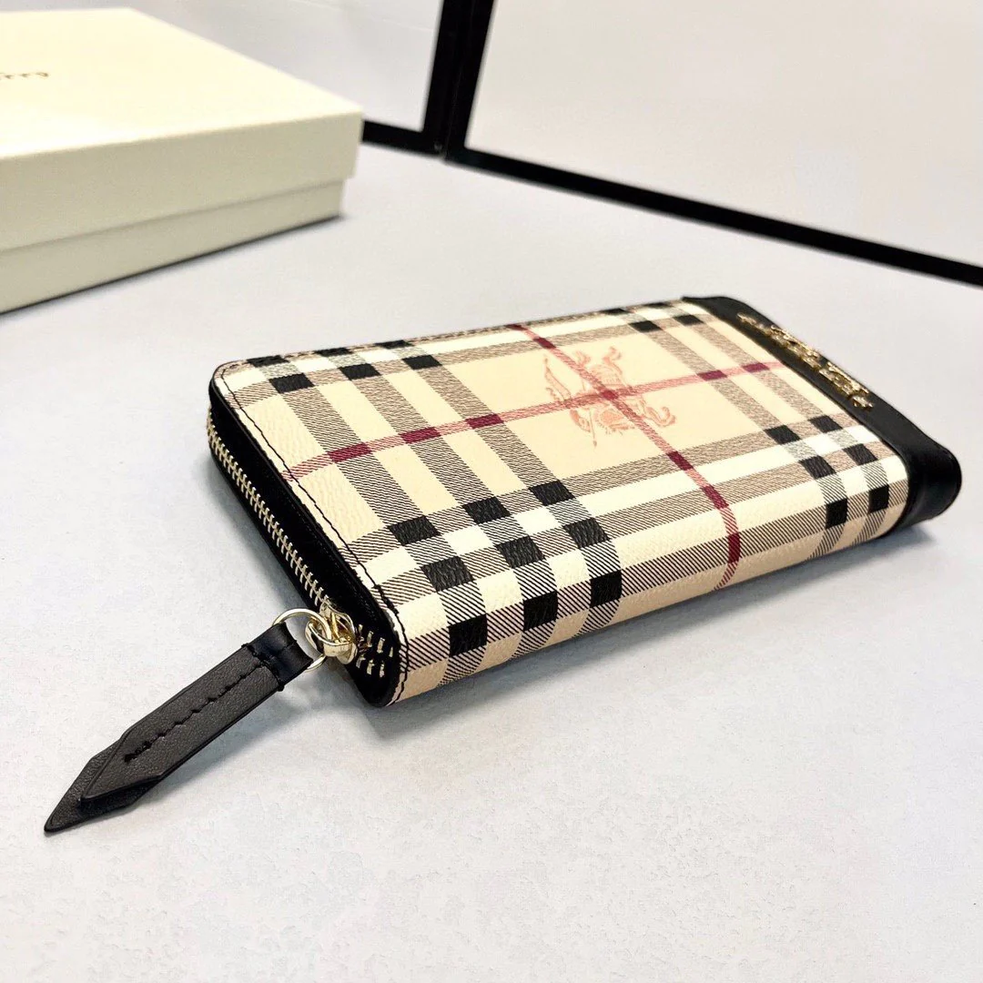 New Fashion Versatile Handbag 1024010414