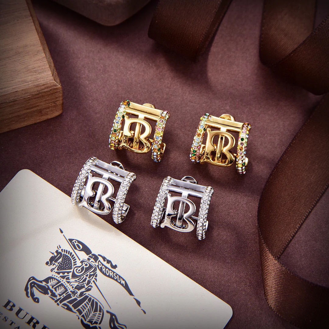 Logo Letter Metal Women's Earrings 1025051303