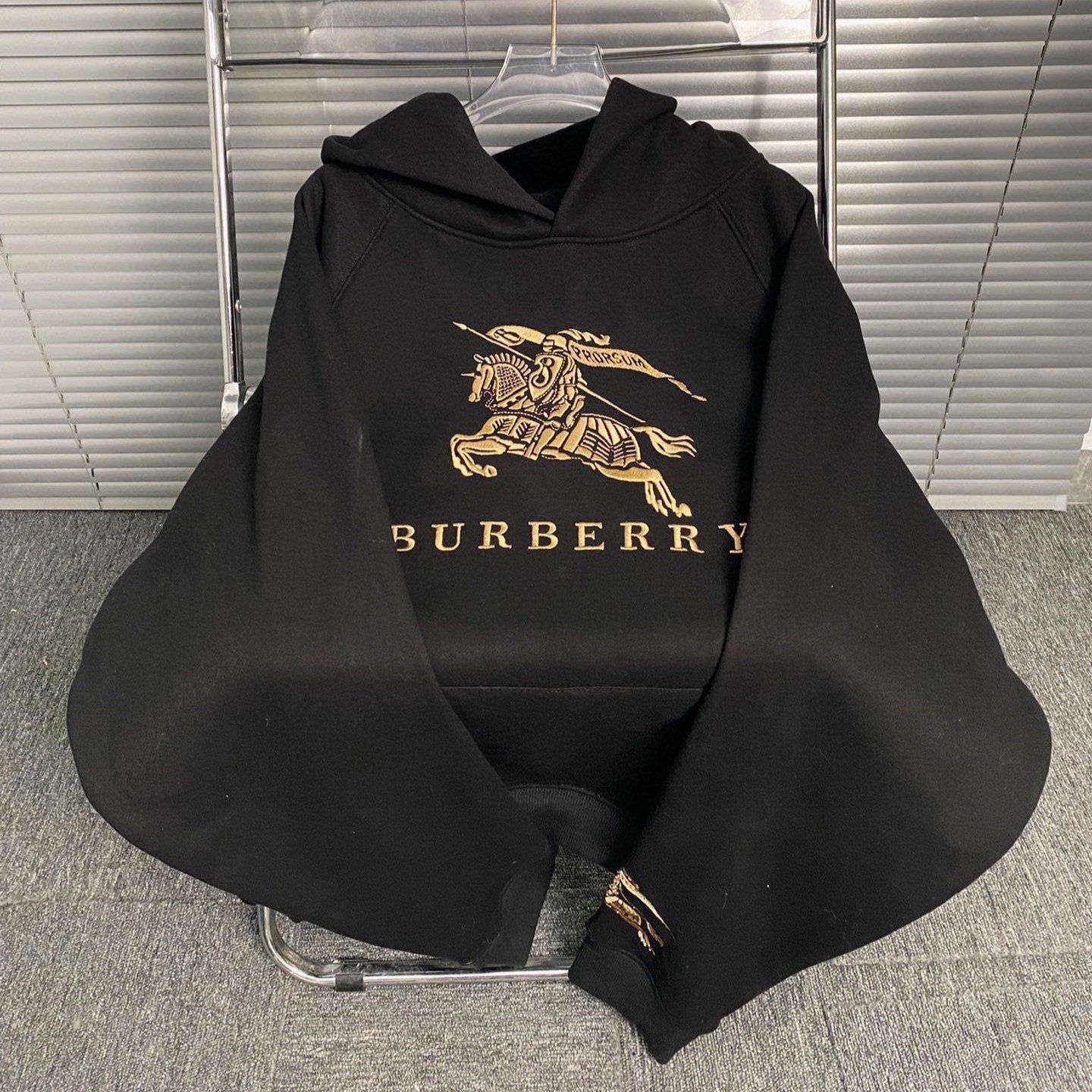 War Horse Classic Embroidered Fleece Sweatshirt 0823121501