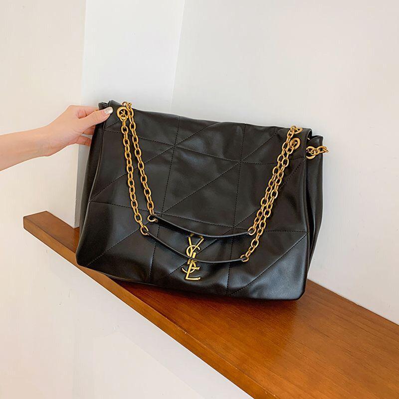 High-end Large-capacity Crossbody Bag 0823121101