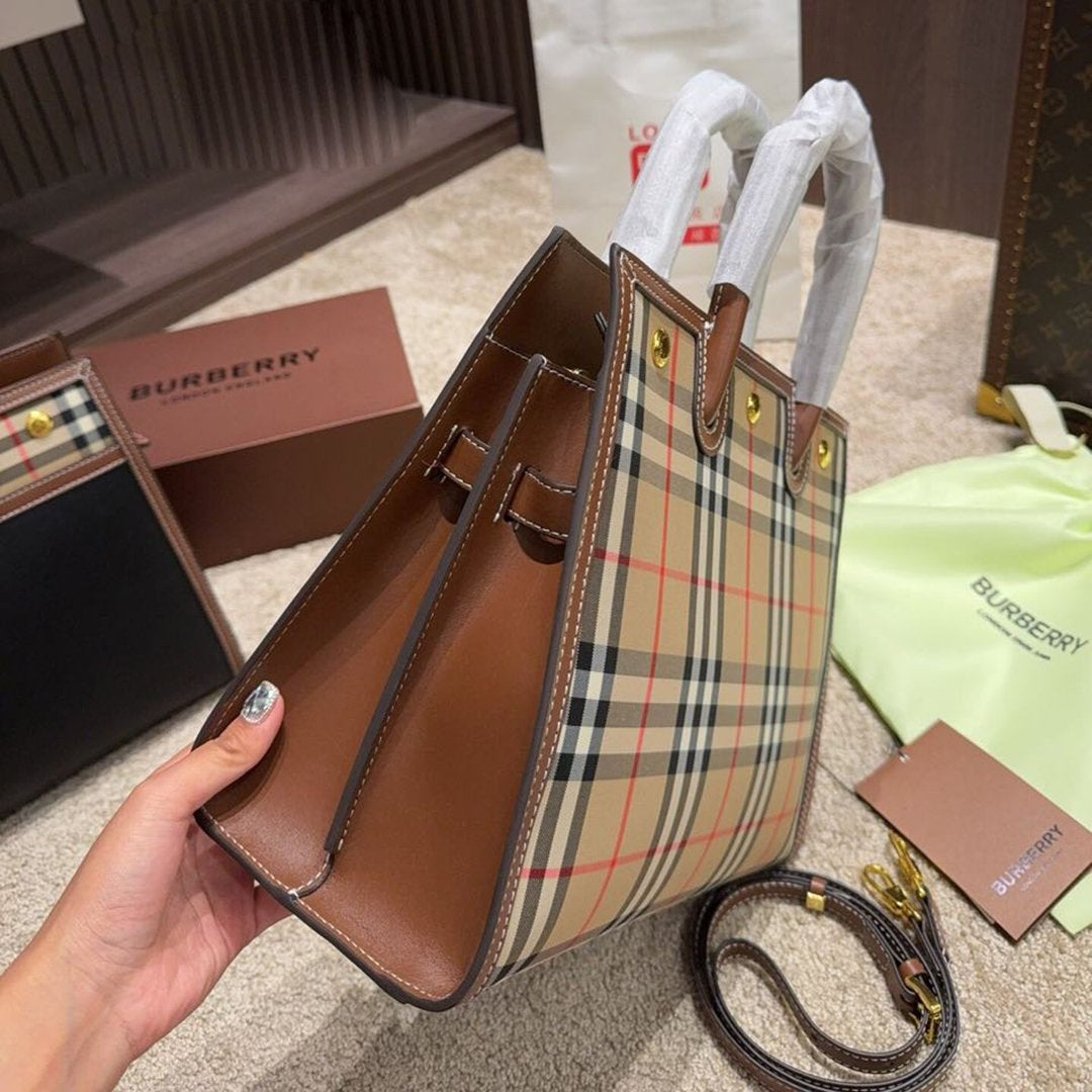 New Fasion Versatile Handbag 1024010910