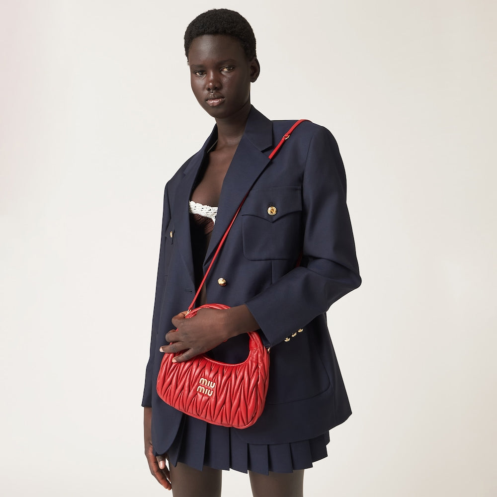 ワンダー マテラッセレザー ホーボーバッグ