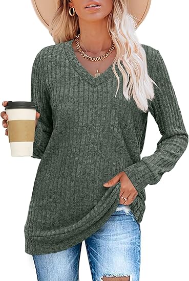Women's V-neck long-sleeved shirt, casual autumn top, lightweight pullover, fashionable loose fit.