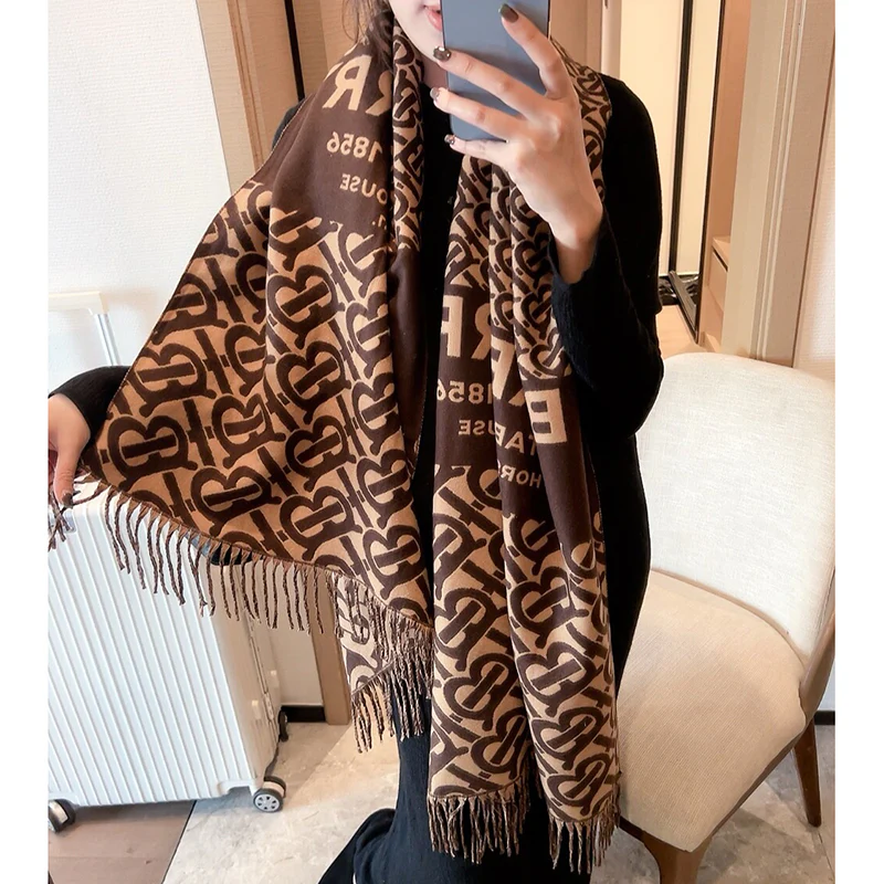 Fashion and versatile cashmere scarf 1024093003
