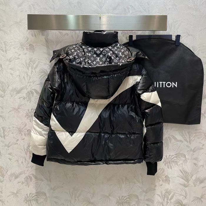 Louis Vuitton Women LV SKI Abstract Monogram Flower Puffer Jacket Black White