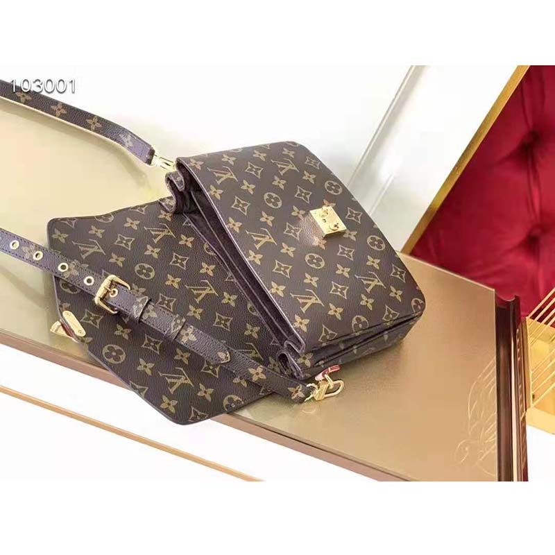 Louis Vuitton Unisex Pochette Métis Bag Monogram Coated Canvas Natural Cowhide