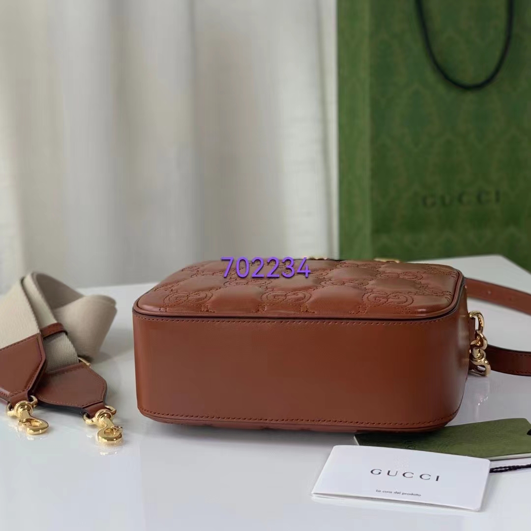 Gucci Women GG Matelassé Leather Shoulder Bag Light Brown Double G