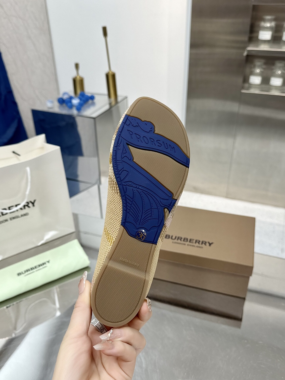 Luxury fashion classic versatile sandals 1024061820