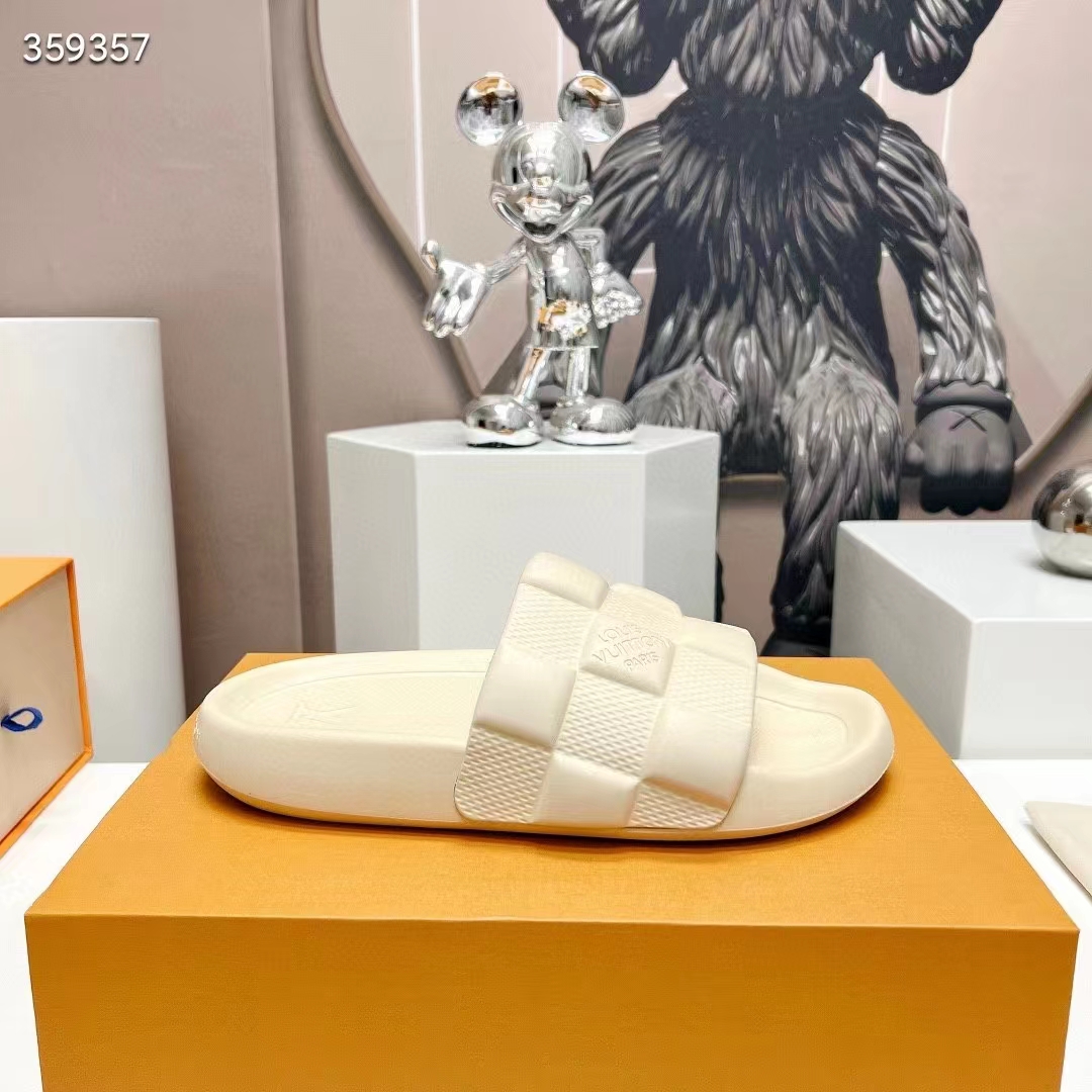 Louis Vuitton LV Unisex Waterfront Mule Beige Maxi Damier Rubber Waterproof Rubber