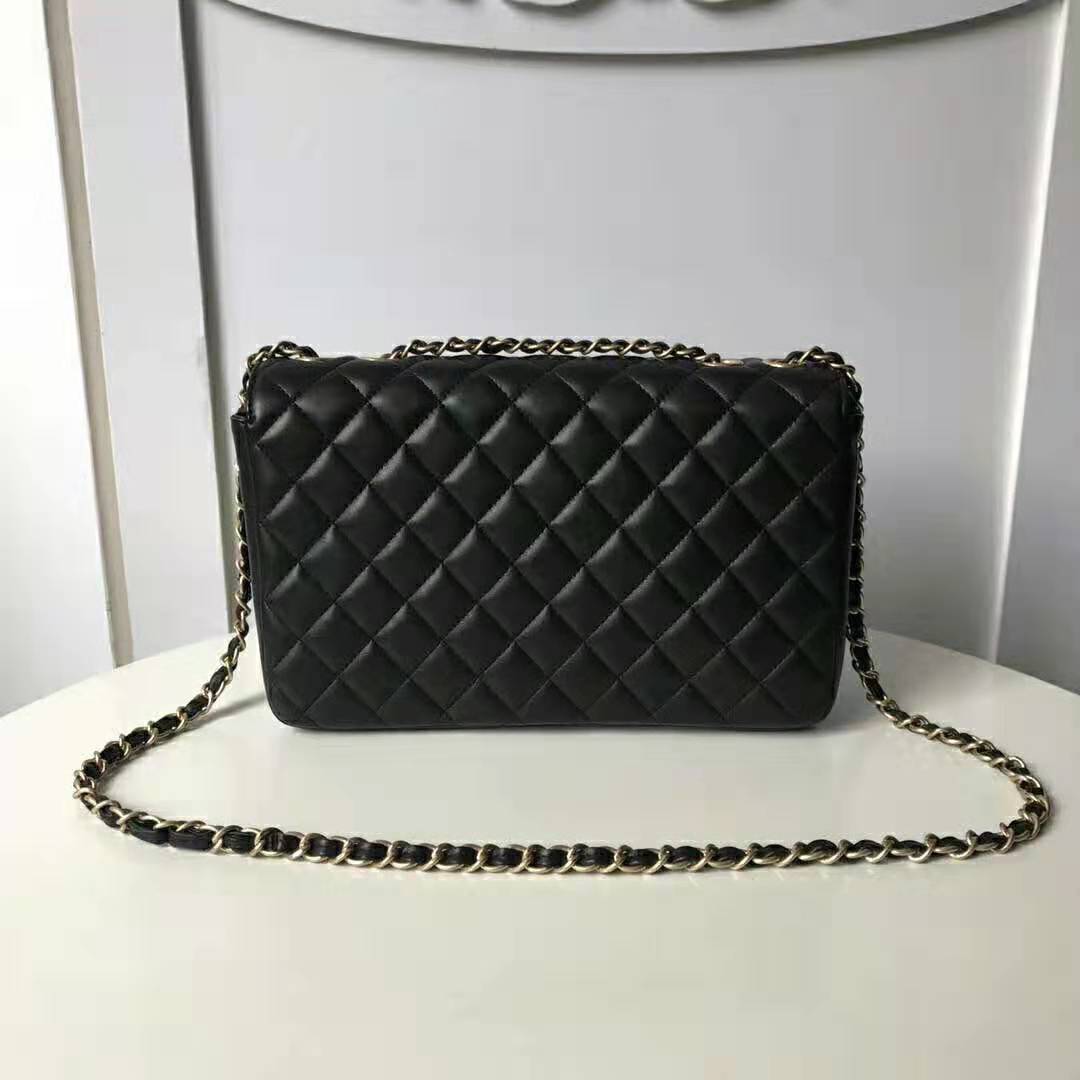 Chanel Women Flap Bag in Metallic Lambskin Leather-Black