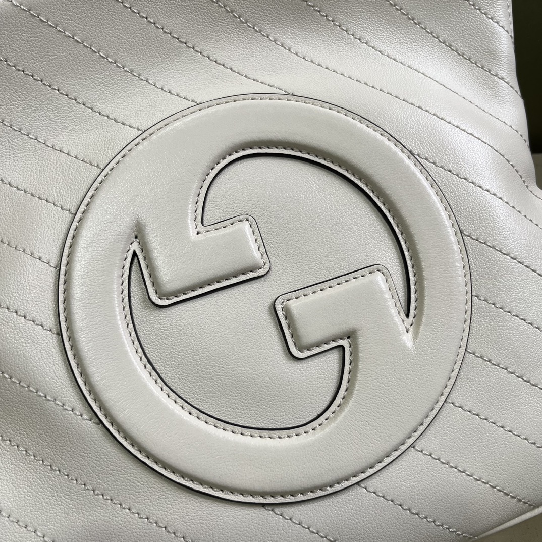 Gucci Women GG Blondie Small Tote Bag White Leather Round Interlocking G