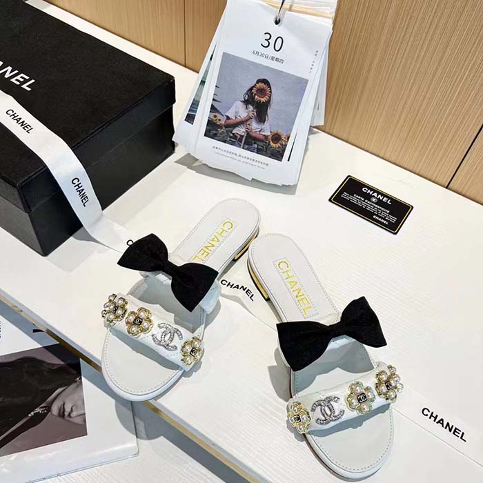 Chanel Women Mules Lambskin White Black 1.5 Cm Heel