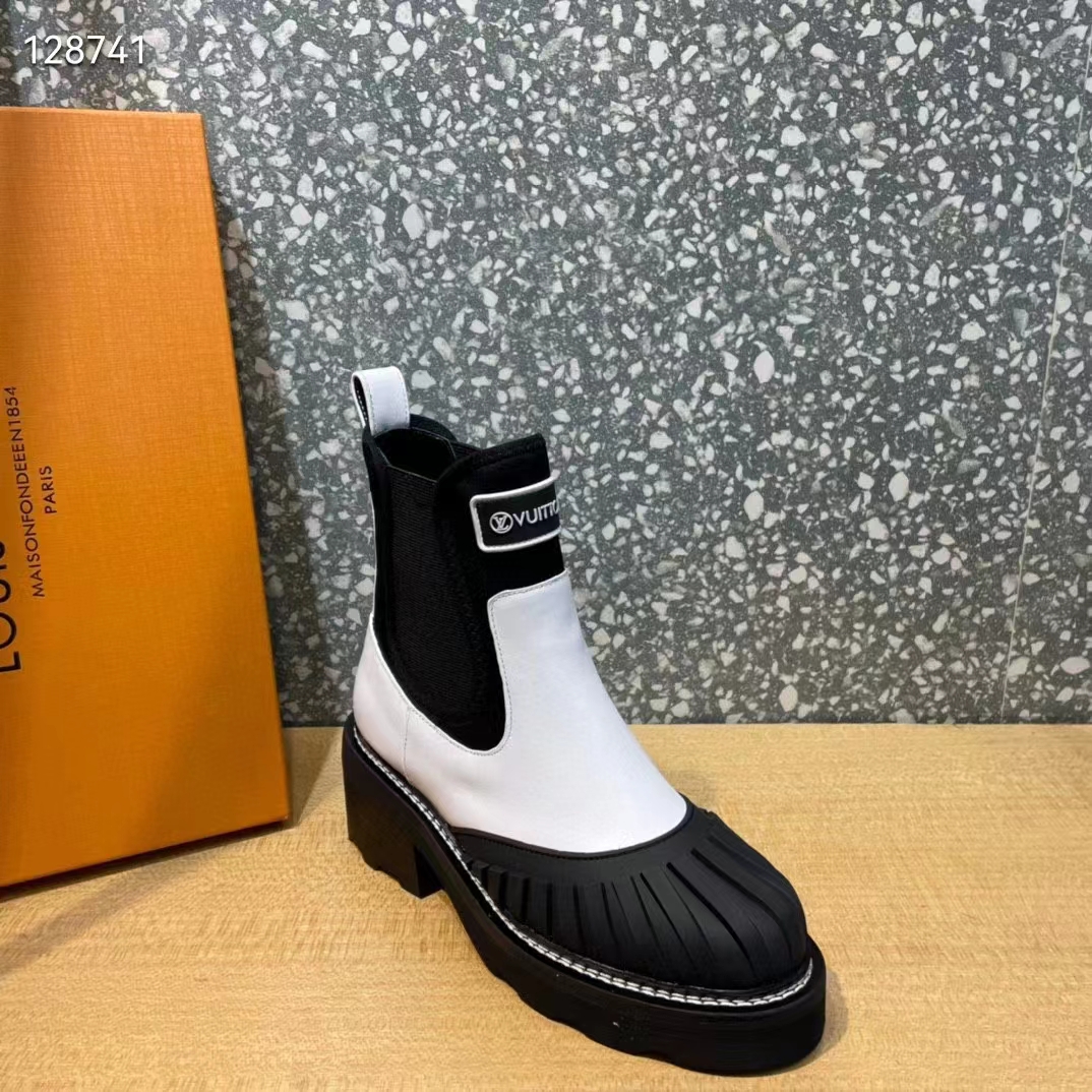 Louis Vuitton Women LV Ruby Flat Ranger Boot White Calf Leather Rubber Outsole